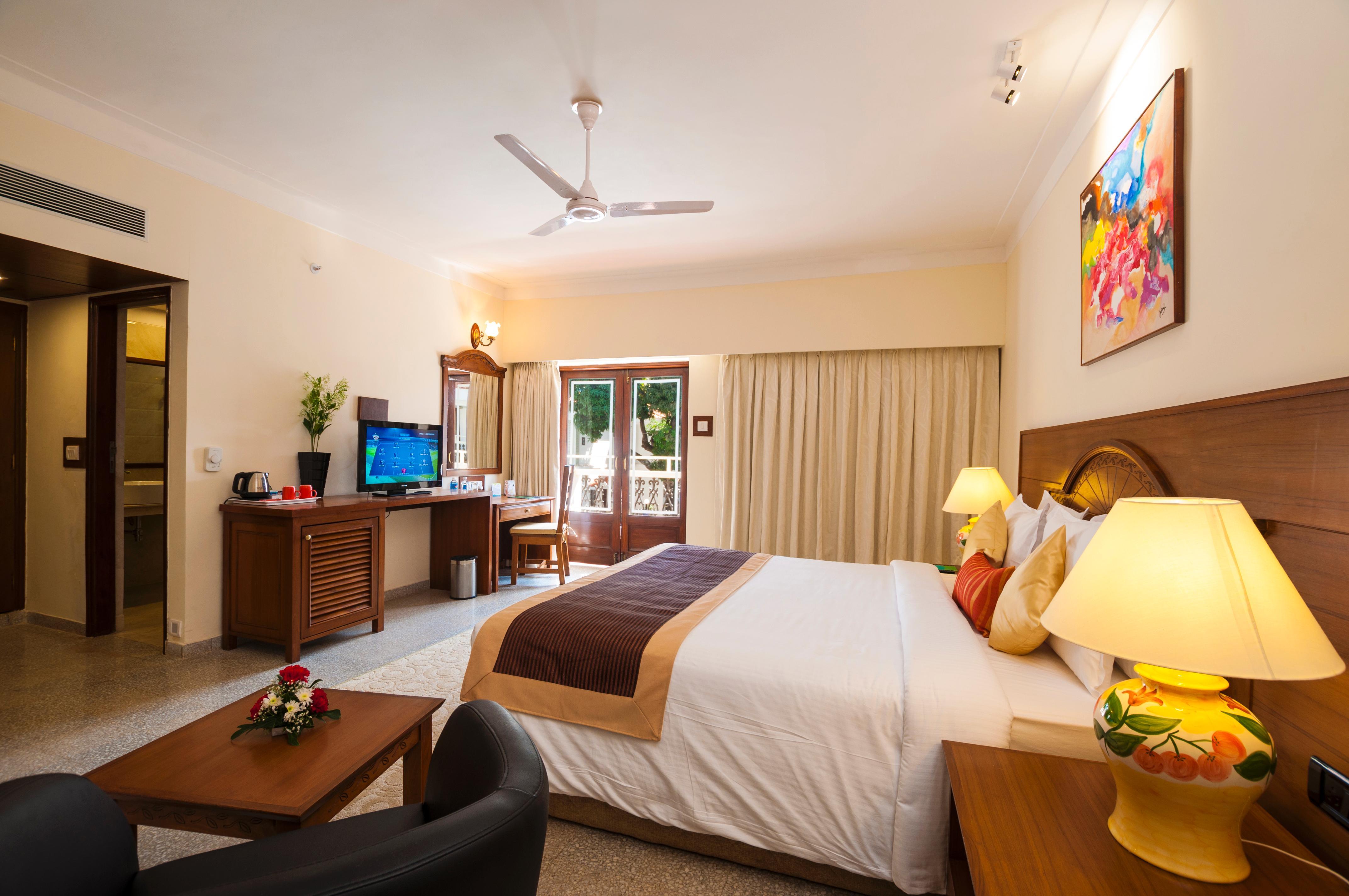 Radisson Goa Candolim Exterior photo