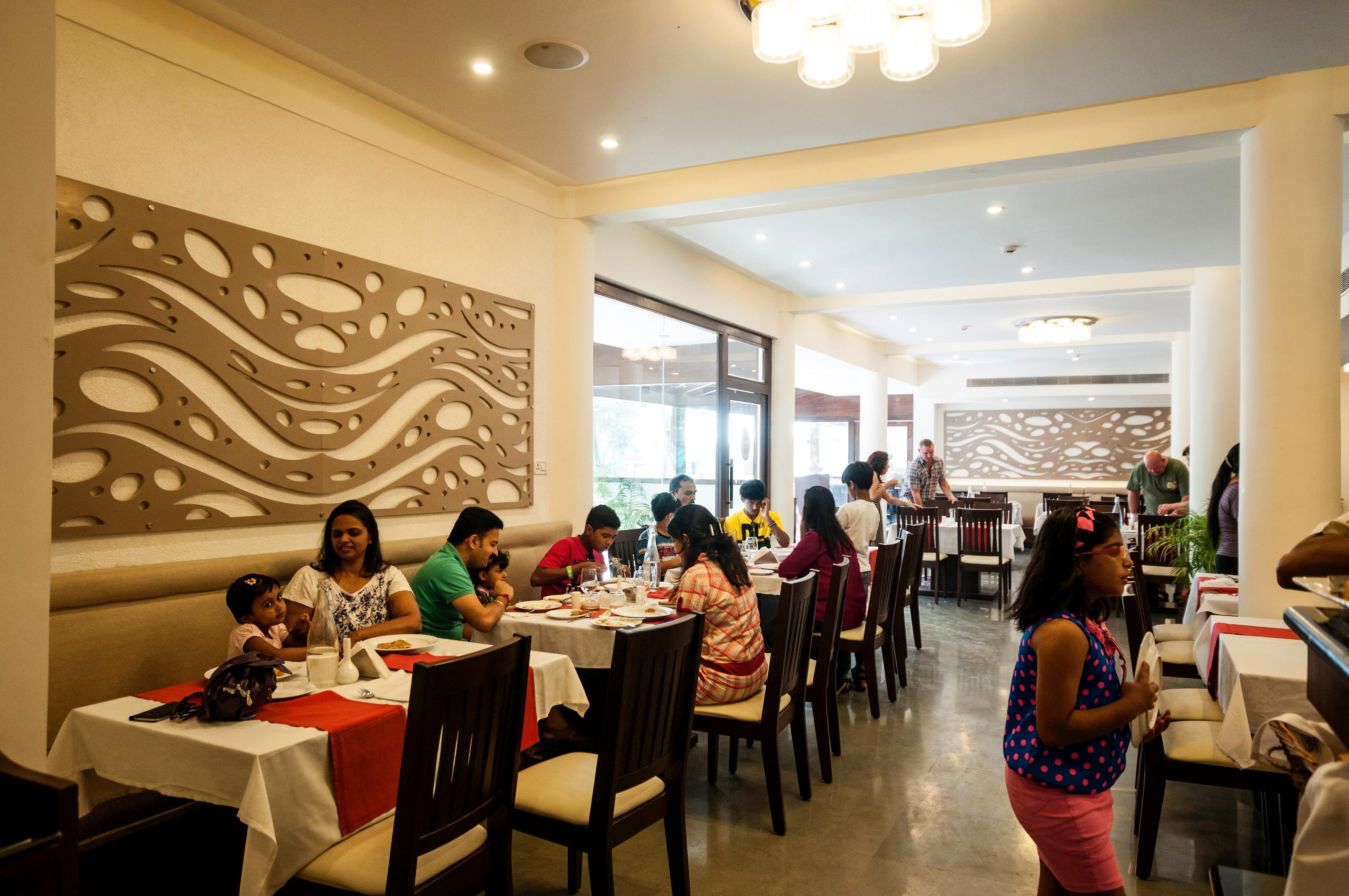 Radisson Goa Candolim Exterior photo