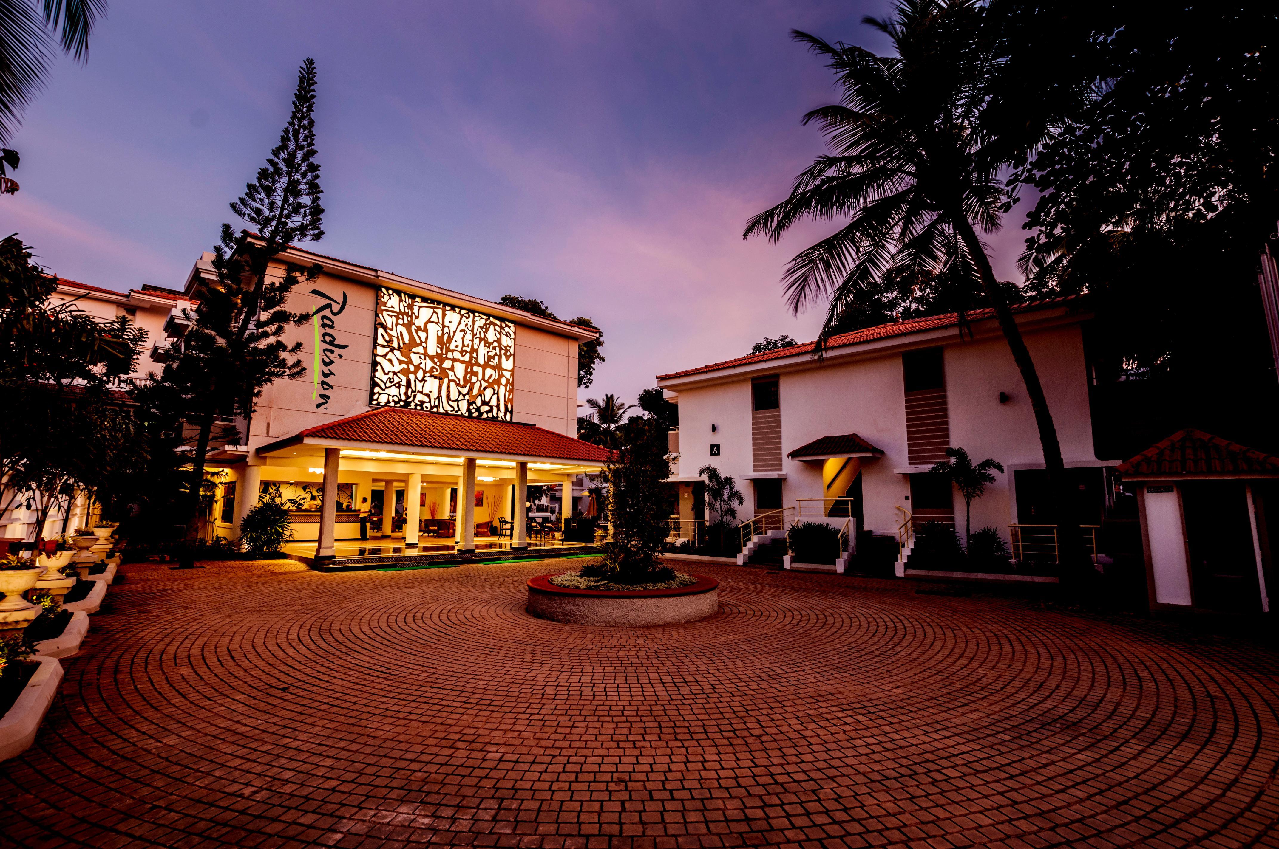 Radisson Goa Candolim Exterior photo