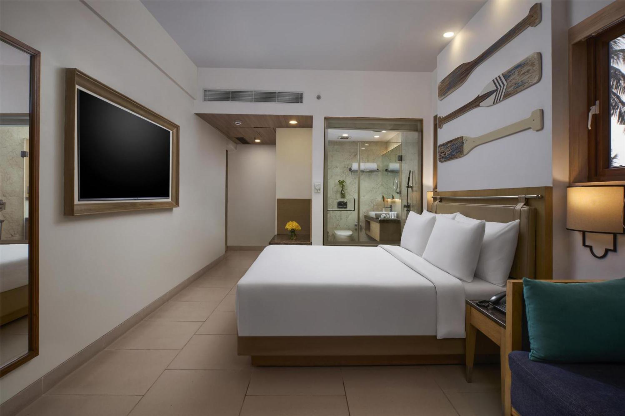 Radisson Goa Candolim Exterior photo
