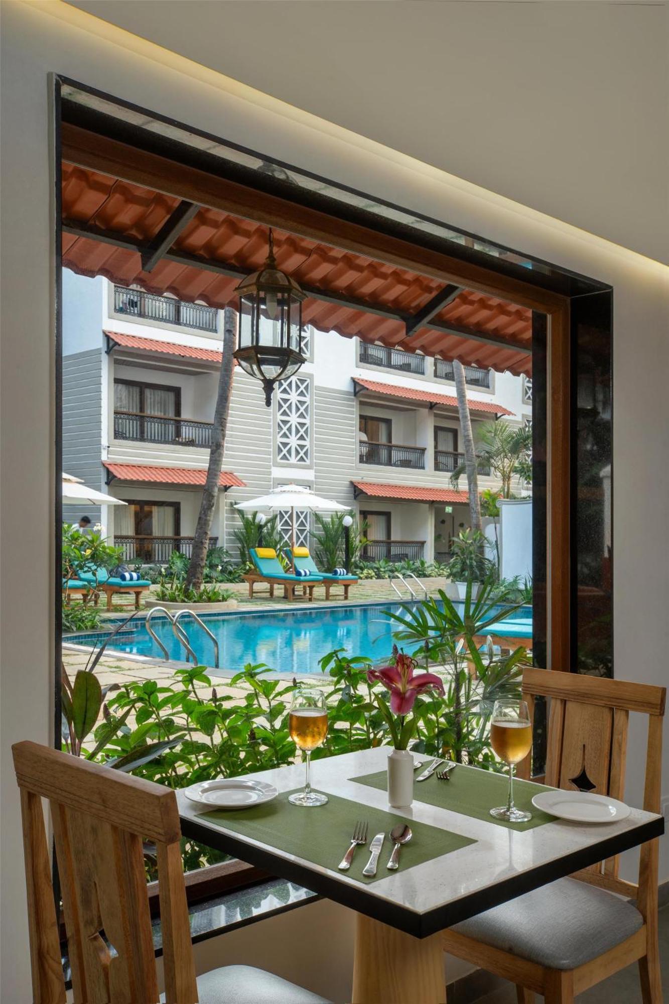 Radisson Goa Candolim Exterior photo